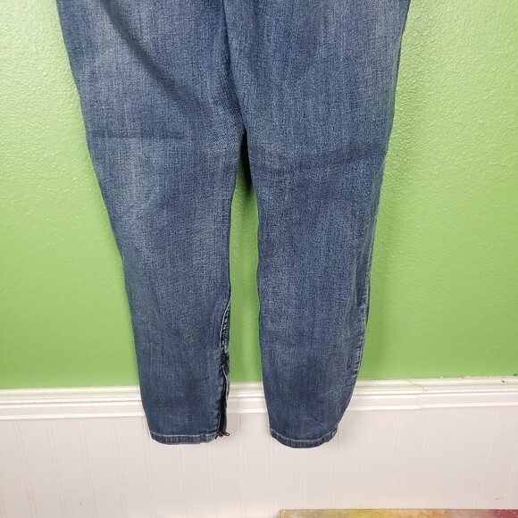 Pistola Women's Distressed High Rise Tapered Ankle Zip Denim Jeans Size 31 - Picture 8 of 10